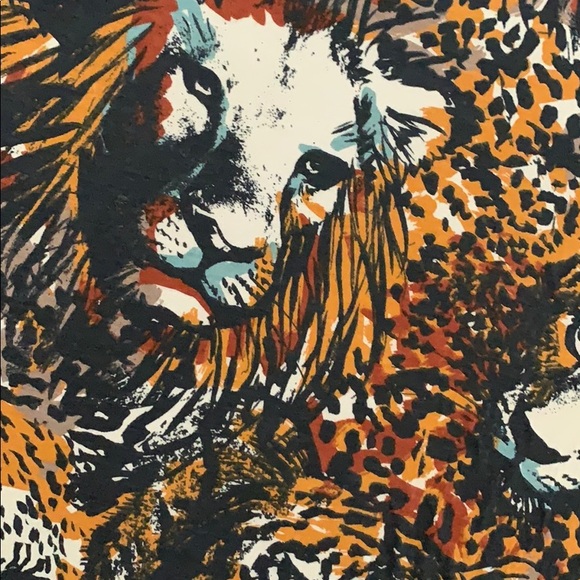 💕H&M Animal Print Top🐆🐅🦁 - Picture 2 of 6